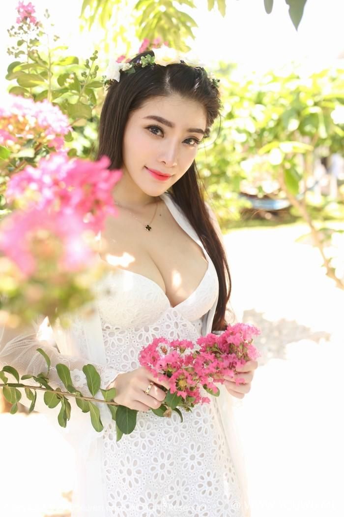[XiuRen秀人网] 2015.07.14 No.353 容容容Alice 涠洲岛旅拍第一套