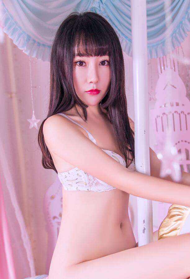 [TouTiao头条女神] 2017.09.18 NO.443 旋转木马 笑笑