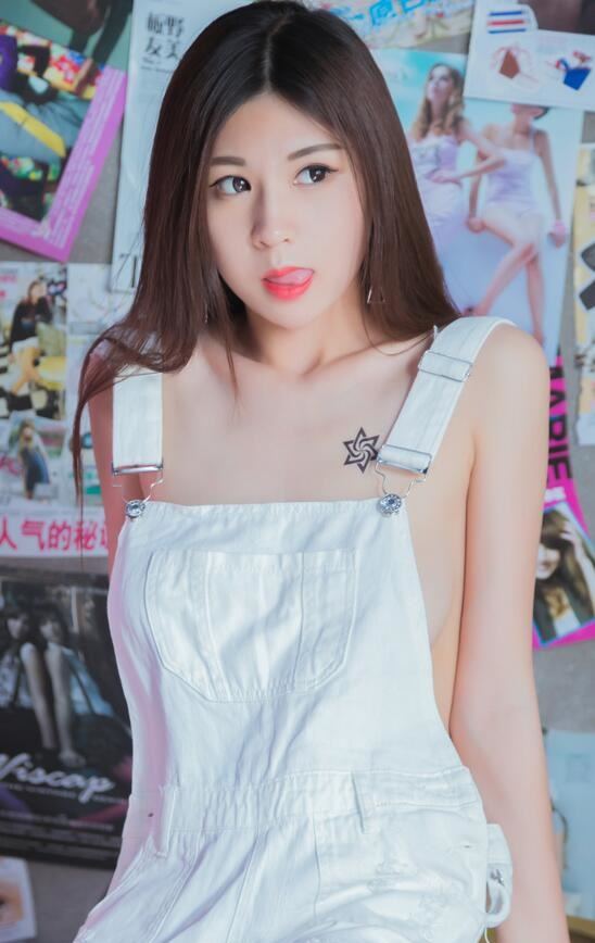 [XiuRen秀人网] 2018.05.31 No.1032 点点lily 软妹子 白衬衫