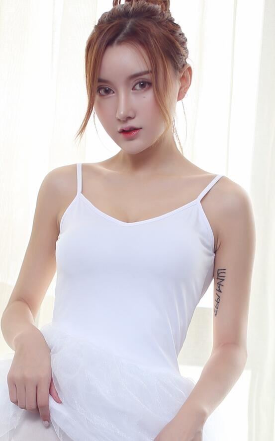 [XiuRen秀人网] 2018.05.31 No.1031 M梦baby 薄纱 筒袜