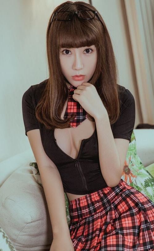 [TouTiao头条女神] 2018.06.13 NO.645 兼职学妹 笑笑
