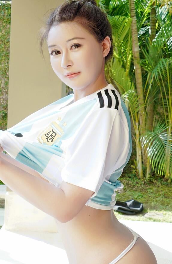[FEILIN嗲囡囡] 2018.06.19 VOL.145 廿十 足球宝贝