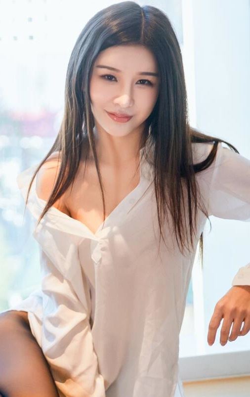 [TouTiao头条女神] 2018.07.30 NO.669 秀腿可餐 萌萌