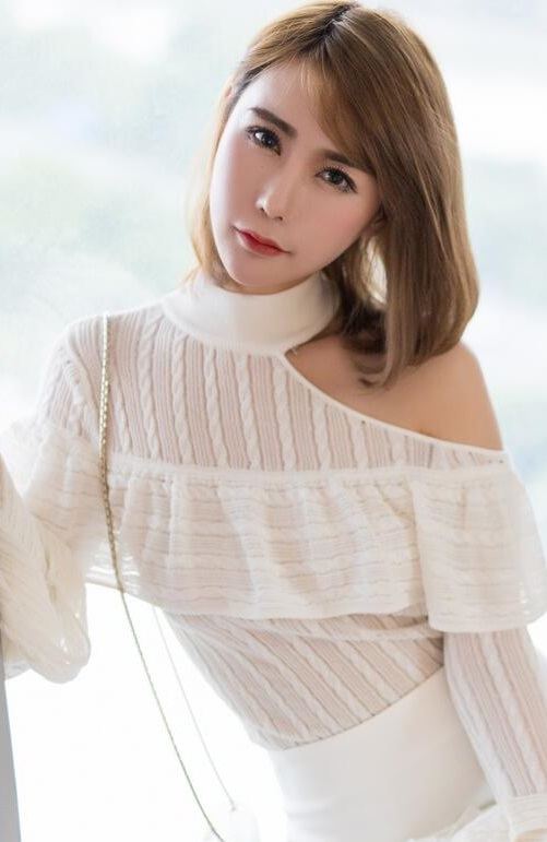 [XiuRen秀人网] 2018.08.14 No.1121 楚恬Olivia 酥胸 美腿