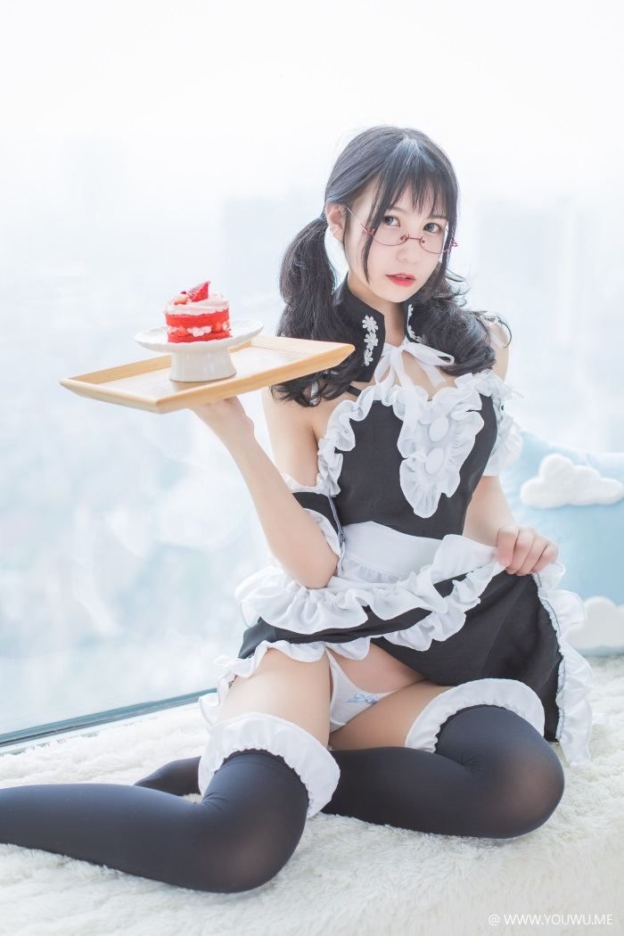 COS美女 逐月SU写真 – 女仆-像素点