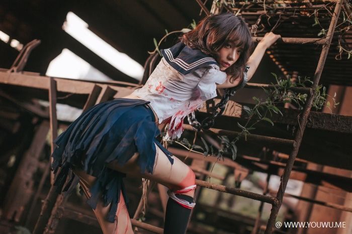 COS美女 疯猫ss – 被囚禁的少女-像素点