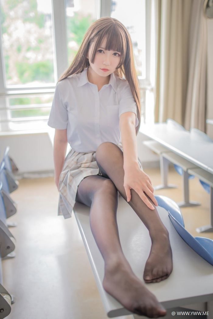 B站妹子@白金saki – 黑丝-像素点
