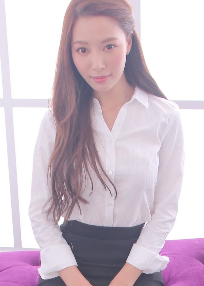 台湾美女Emma OL黑丝