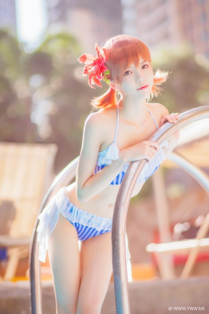 萝莉风COS 桜桃喵 – 炮姐COS-像素点