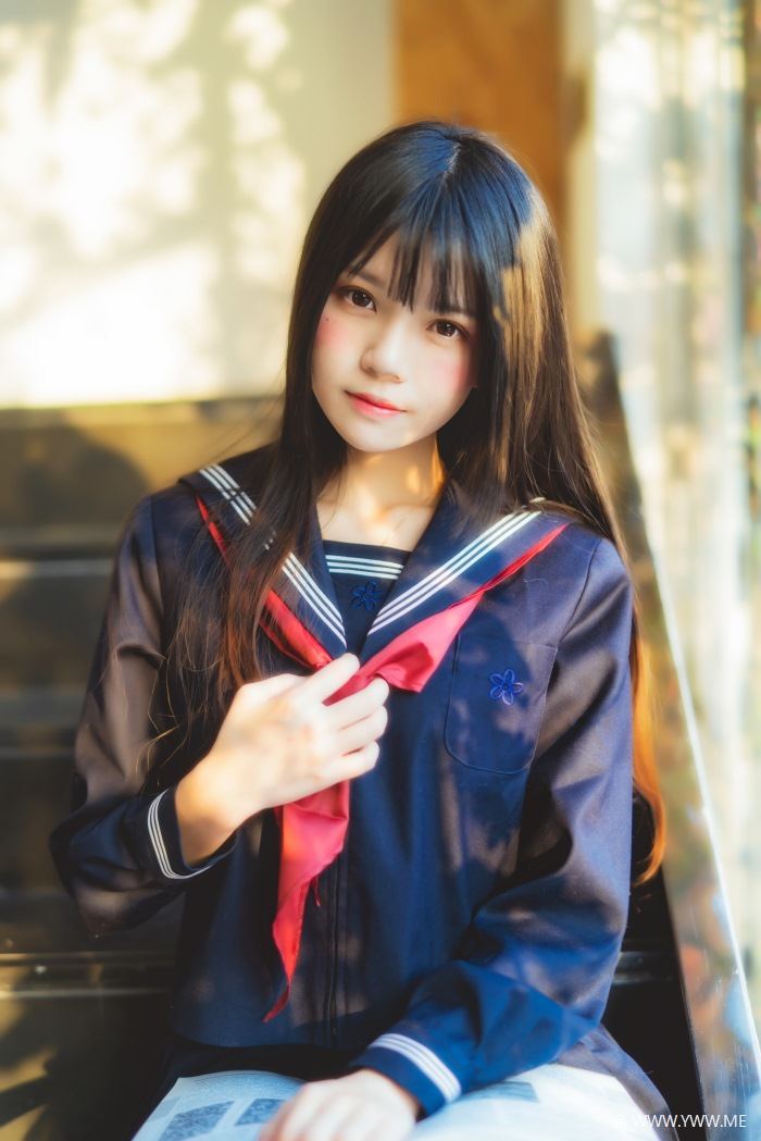 萝莉风COS 桜桃喵 – 黑色水手服-像素点