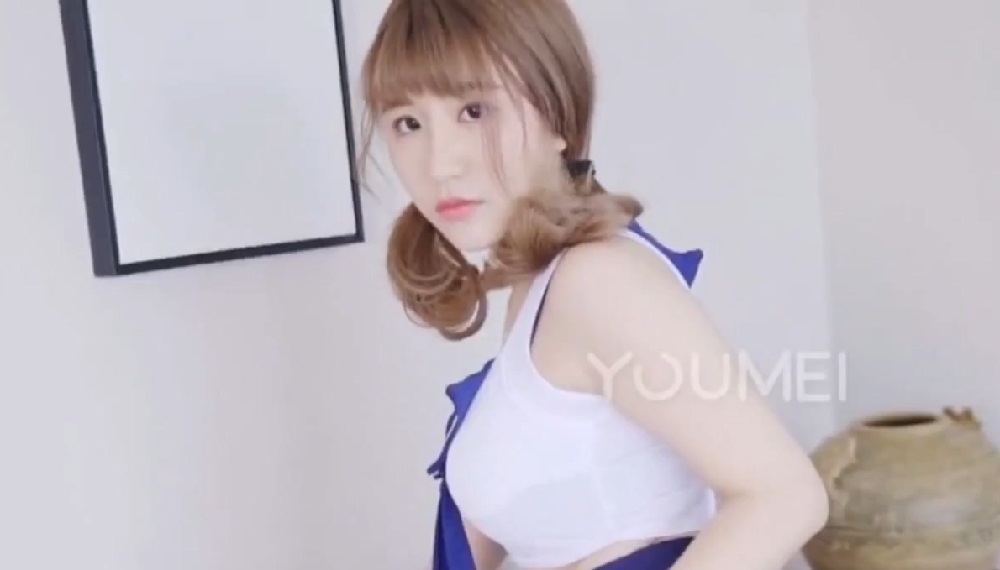 [YouMei尤美] 视频 2018.10.18 丰乳肥臀の学妹 绯月樱-Cherry