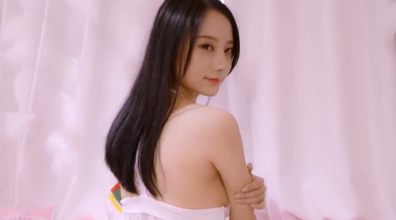 [YouMei尤美] 视频 2018.12.20 缠绵我 何嘉颖