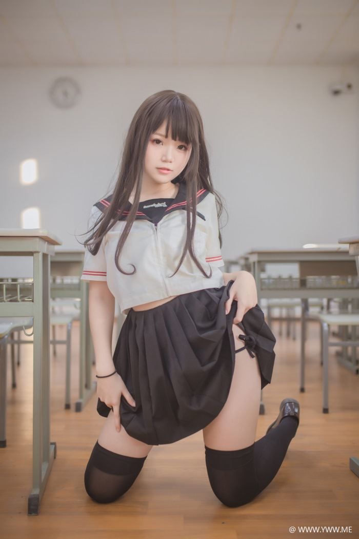 性感人气COSER Yoko宅夏Cos – 黑丝JK-像素点