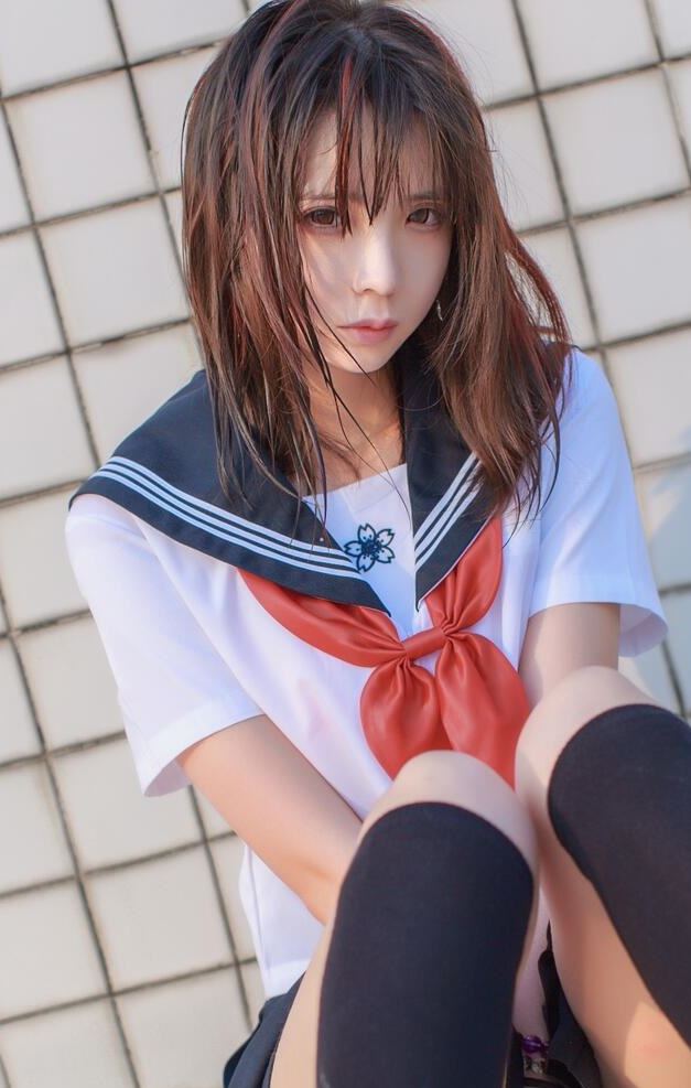 COS美女 疯猫ss – 同桌的水手服