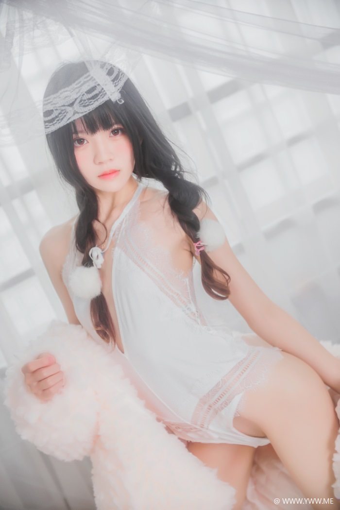 萝莉风COS 桜桃喵 – 冬眠2018系列 – 纯白私房-像素点