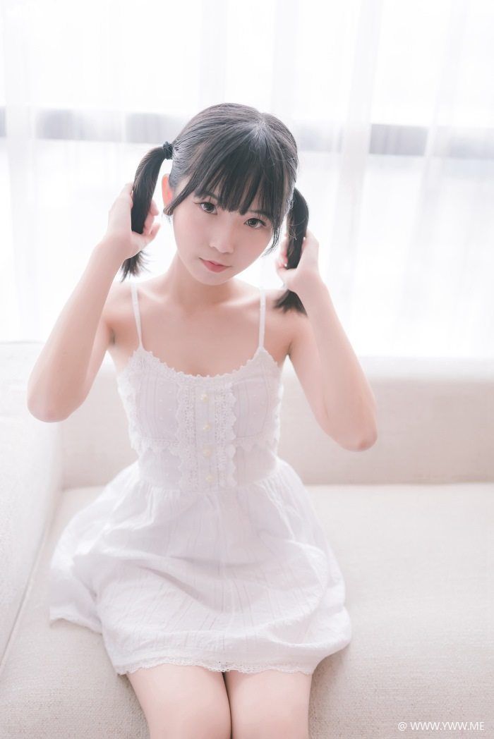风之领域写真 NO.084 白色的睡衣裙-像素点