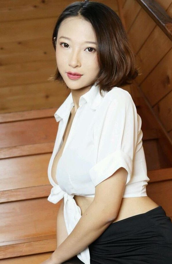 [MyGirl美媛馆] 2019.03.01 VOL.347 栗子Riz 秘书 美腿