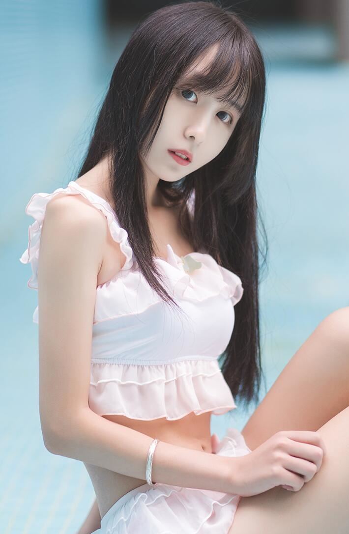 风之领域写真 NO.090 泳池里的少女