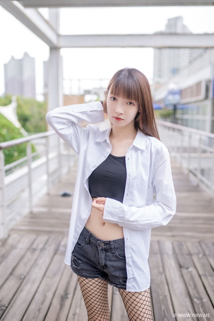 风之领域写真 NO.097 超短牛仔短裤黑网袜-像素点