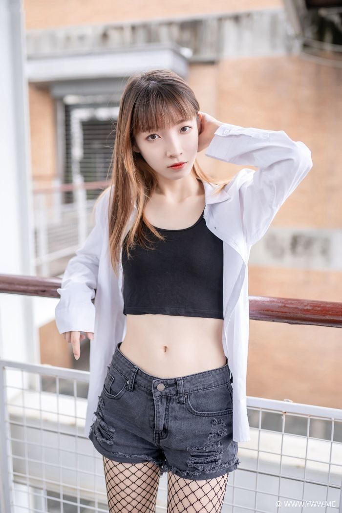 风之领域写真 NO.097 超短牛仔短裤黑网袜-像素点