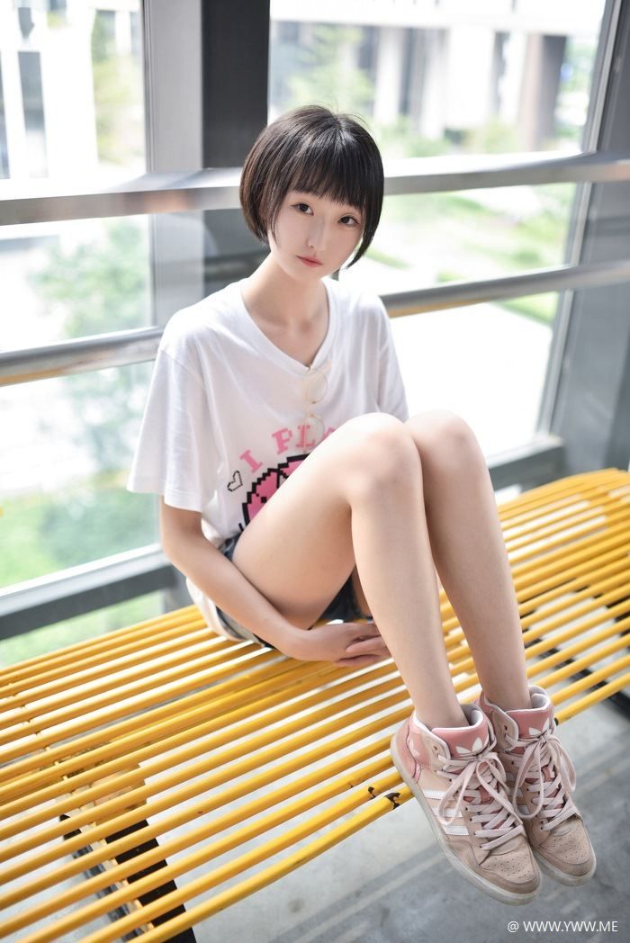 风之领域写真 NO.105 眼镜妹妹超短牛仔美腿-像素点
