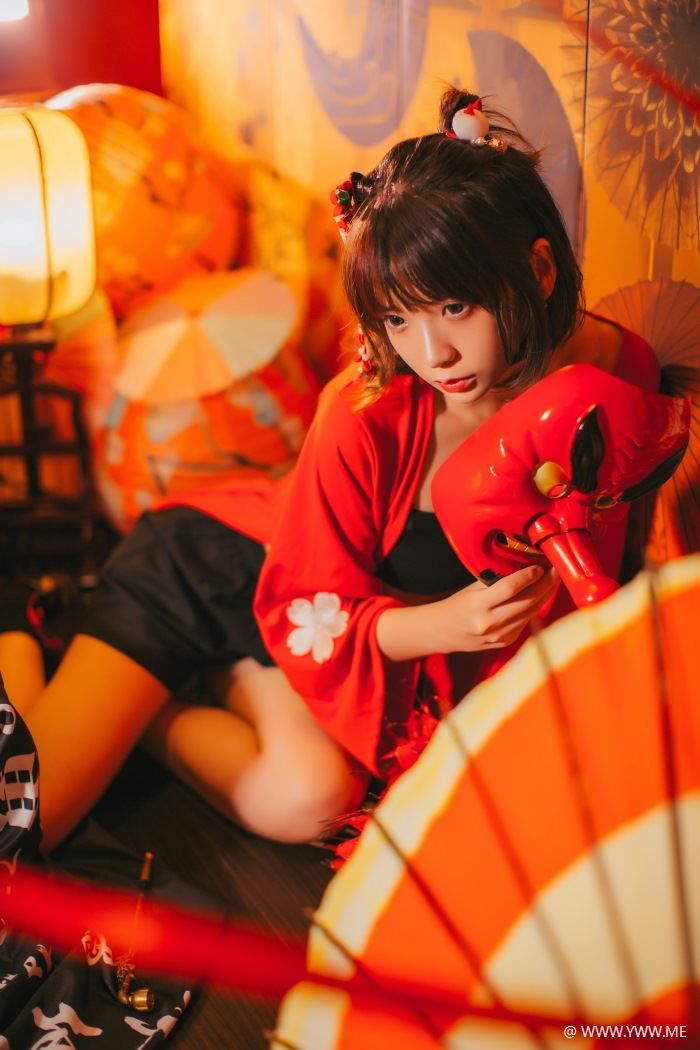 COS美女 疯猫ss – 红色羽衣 散图-像素点