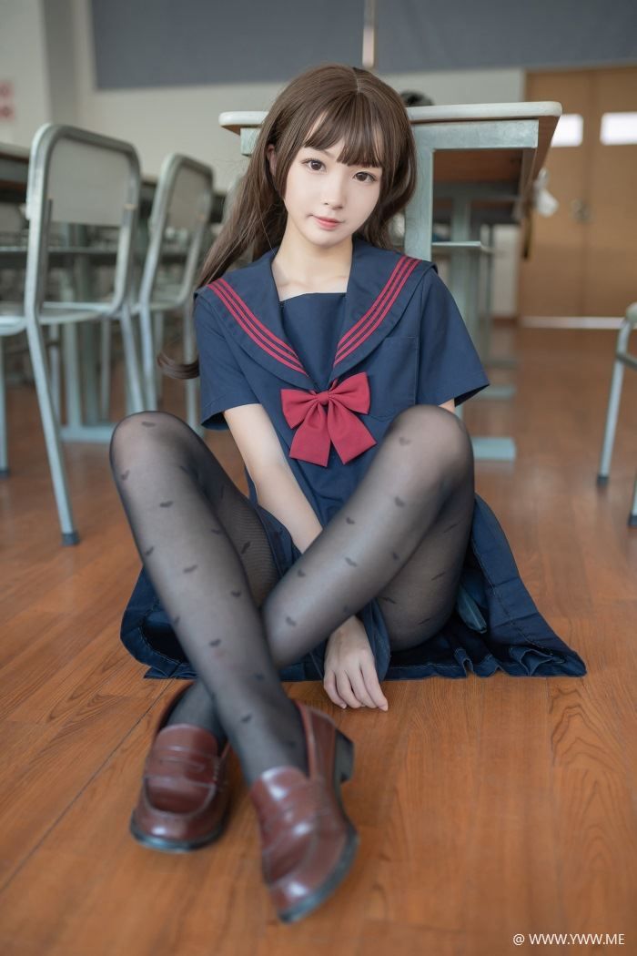 风之领域写真 NO.140 教室里的黑丝JK-像素点