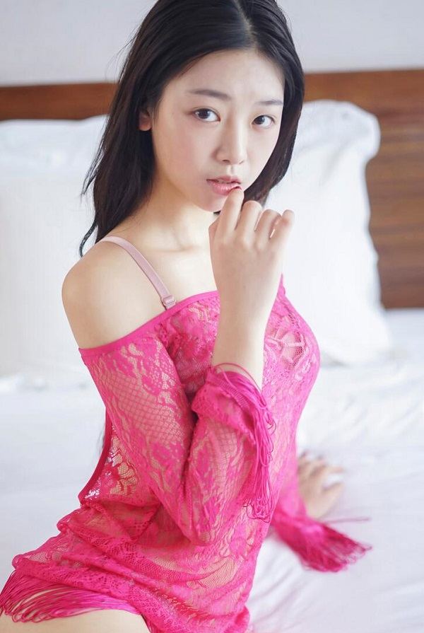 [YALAYI雅拉伊] 2019.03.15 NO.049 玫瑰色的你 严冰冰