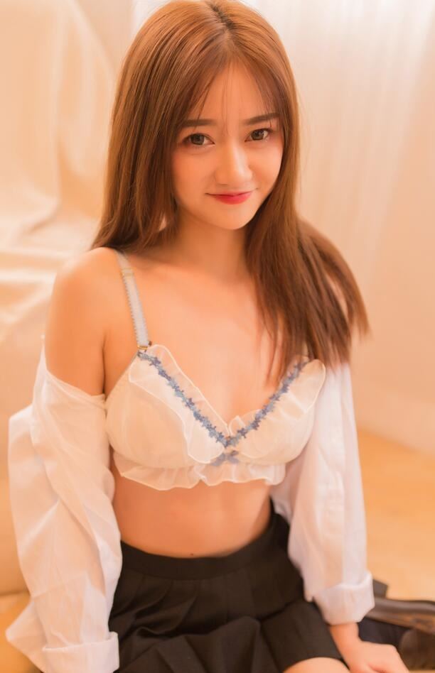 [YALAYI雅拉伊] 2018.12.06 NO.138 粉黛少女 李诗雨