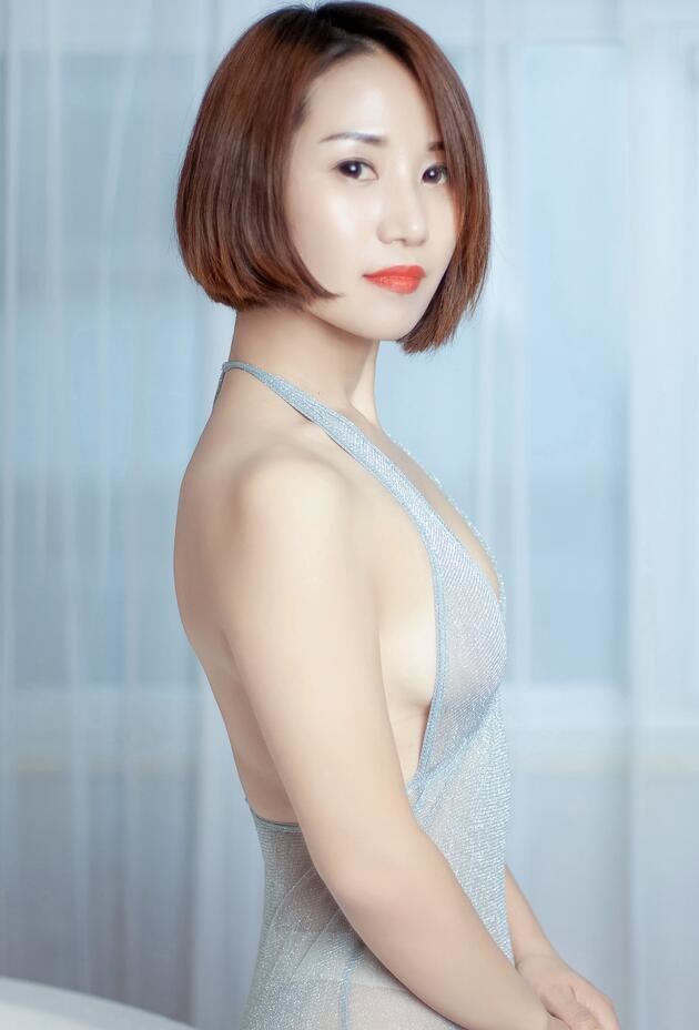 [YALAYI雅拉伊] 2018.12.14 NO.144 浴湿不挂 嫣然