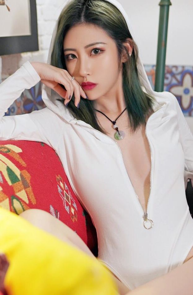 [FEILIN嗲囡囡] 2019.04.18 VOL.188 小樱花 新人 美腿