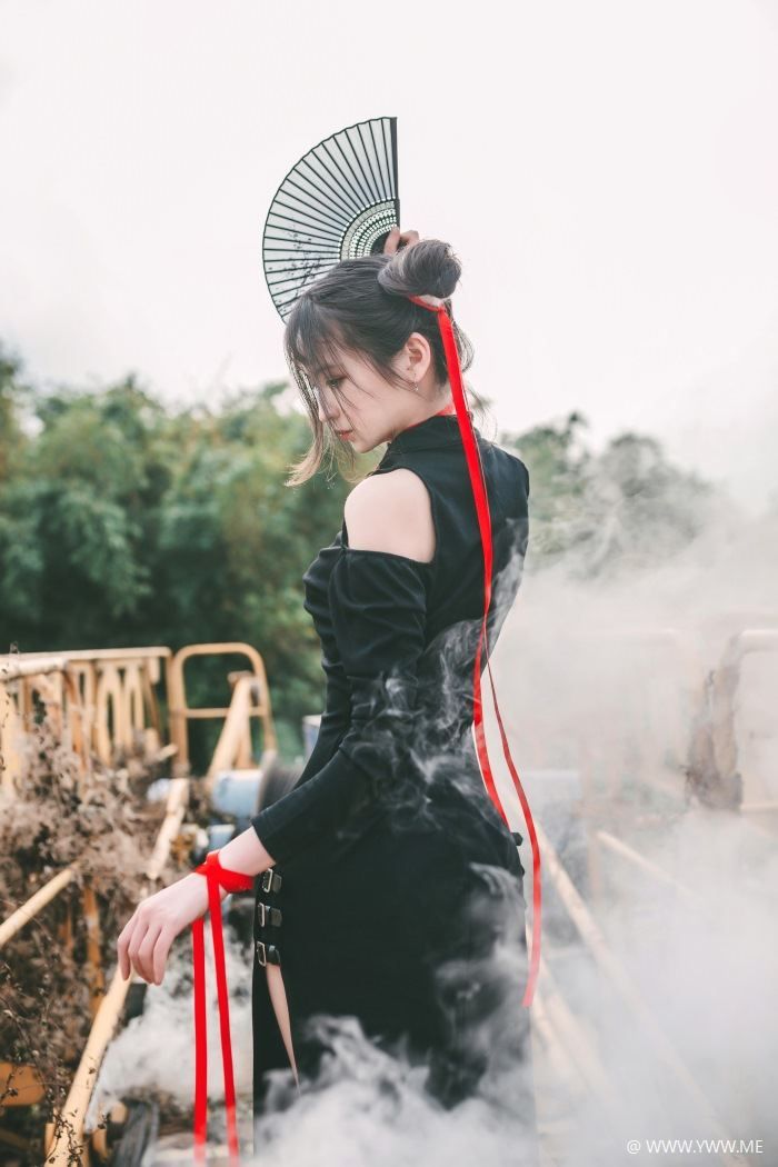 COS美女 疯猫ss – 旗袍真棒!-像素点