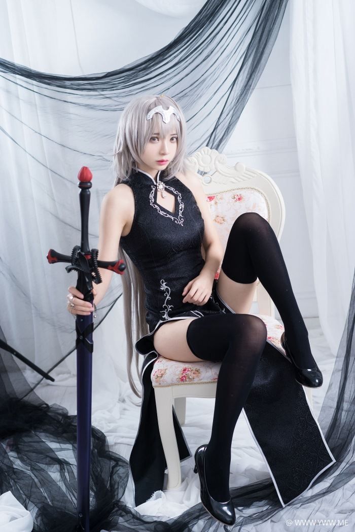 COS美女 疯猫ss – 旗袍真棒!-像素点