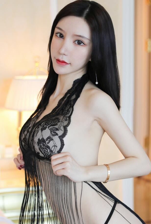 [YOUMI尤蜜荟] 2019.05.06 VOL.302 周于希Sandy 黑丝 吊袜