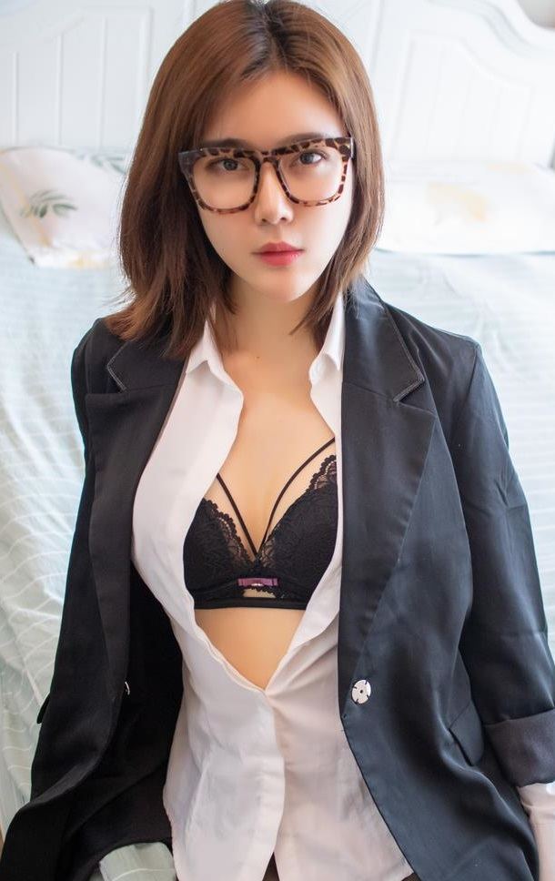 [XiuRen秀人网] 2019.05.09 No.1439 Yomi悠蜜 新人 秘书