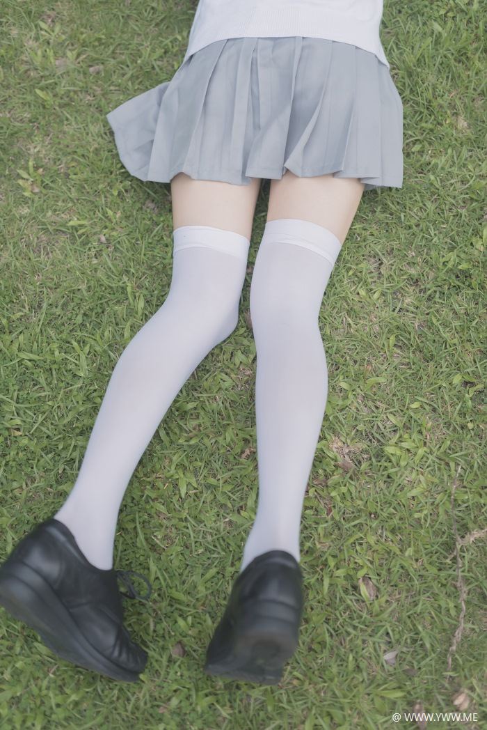 风之领域写真 No.190 踏青的美丝少女