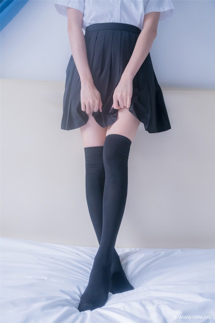 风之领域写真 No.193 床上的黑丝JK