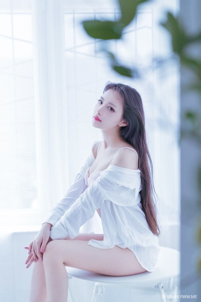 Shika小鹿鹿 白衬衣-像素点