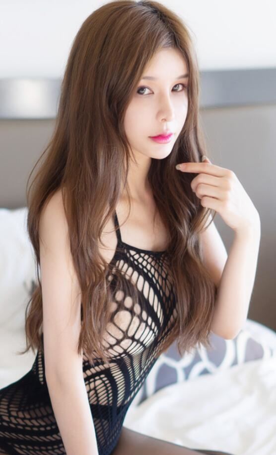 [XiuRen秀人网] 2019.08.15 No.1623 张雨萌 御姐 黑丝