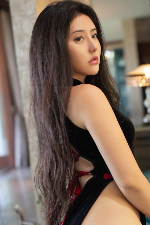 [XiuRen秀人网] 2019.08.22 No.1638 Manuela玛鲁娜 旗袍 丝袜