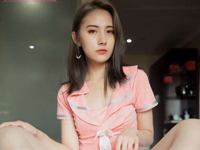 [MSLASS梦丝女神] 视频 2019.06.29 NO.017 超气质丝袜搭配 小允儿