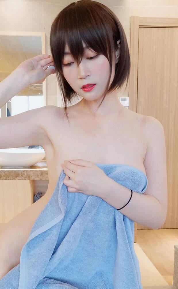 人气动漫Coser@白银81 和服温泉
