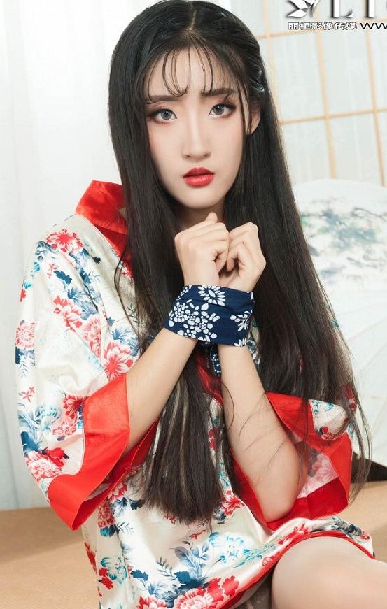 [Ligui丽柜] 2019.10.04 网络丽人 Model 闲清自缚 王欣竹