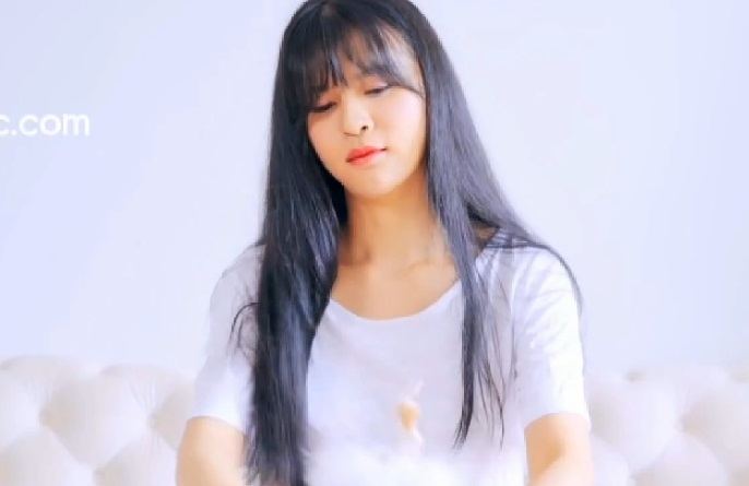 [YouMi尤蜜] 视频 2019.08.28 女王的新衣 桃子