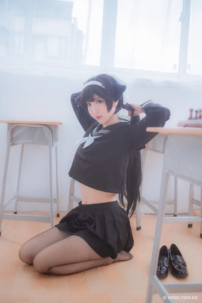 微博红人Coser@黑川 獒犬制服-像素点