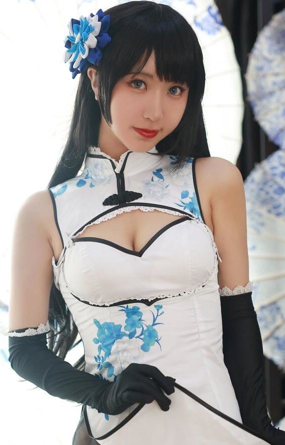 微博红人Coser@黑川 金莲瓶儿真爱