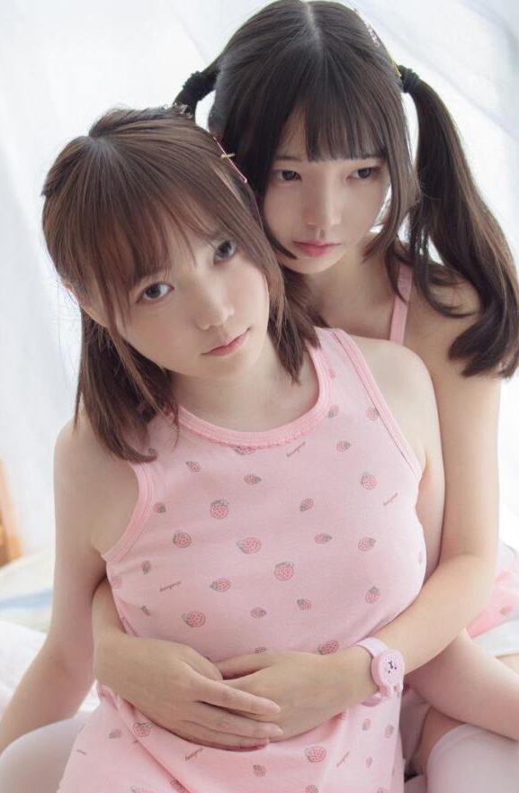 森萝财团写真 JKFUN-015 甜心闺蜜白丝