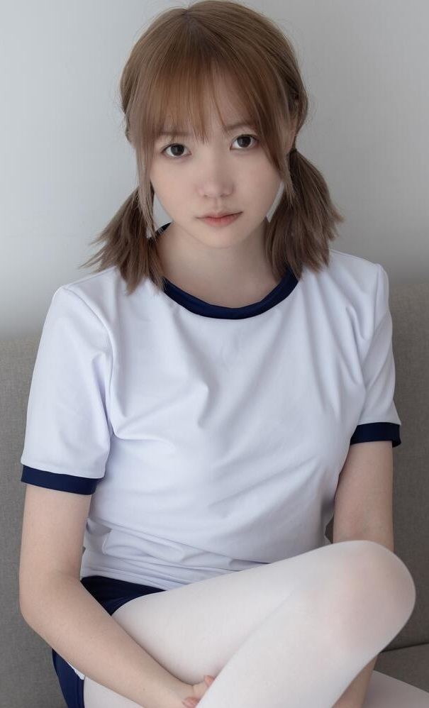 森萝财团写真 JKFUN-019 Aika 80D白丝外景体操服