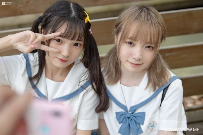 森萝财团写真 JKFUN-025 默陌&Aika 80D白丝过膝袜-像素点