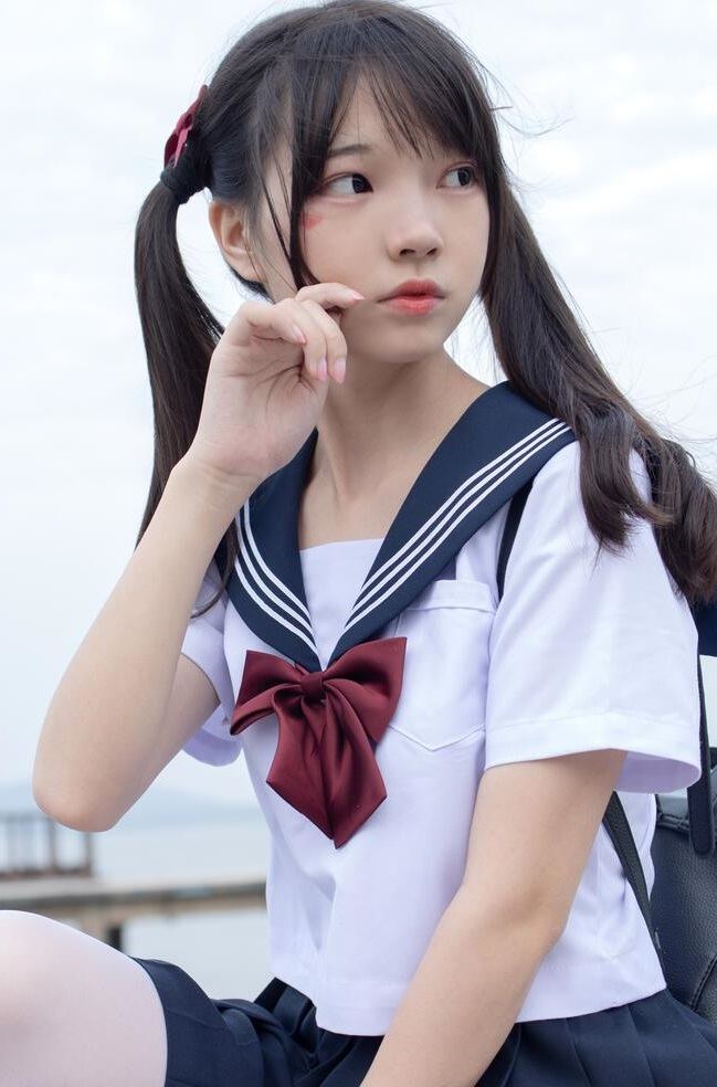 森萝财团写真 JKFUN-028 默陌 抑郁湖边与绝望天台 15D白丝
